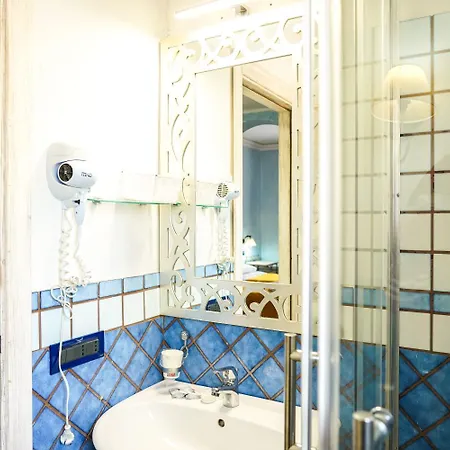 - Nautico Hotel Pozzallo