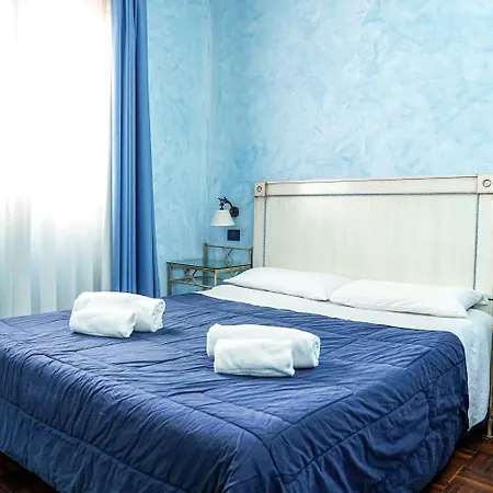 - Nautico Hotel